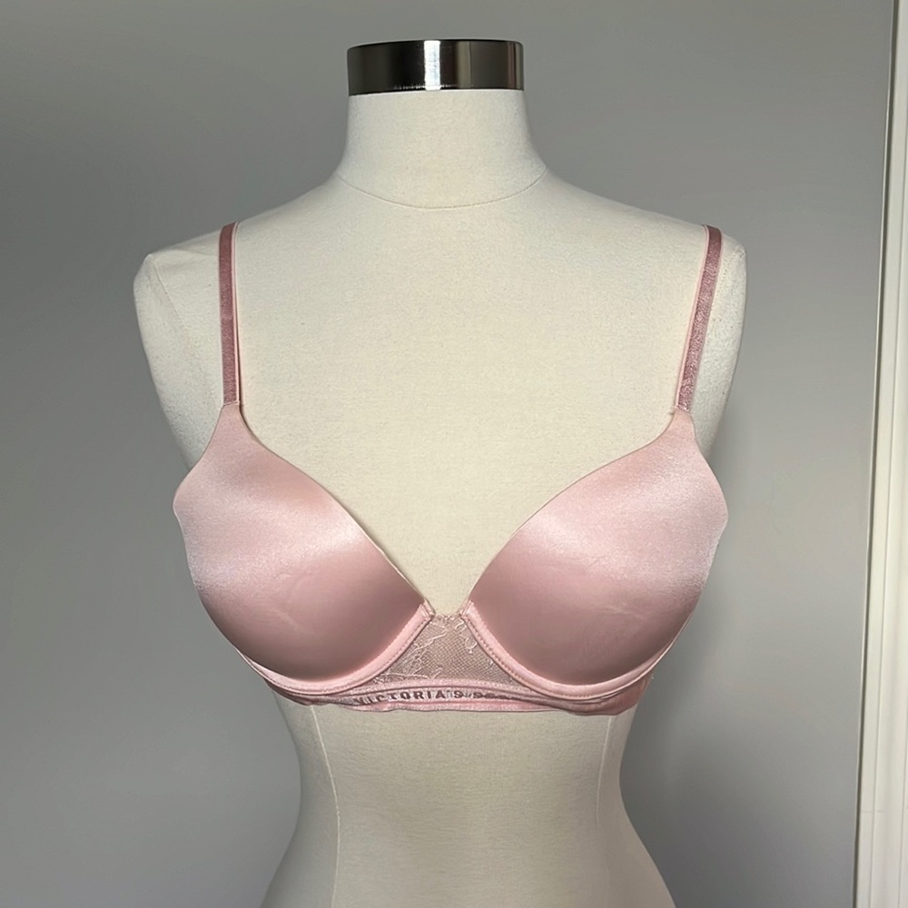 NWOT Victoria’s Secret Size 34B Bra